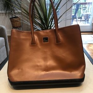 Dooney & Bourke ParaSOLE Tote Purse